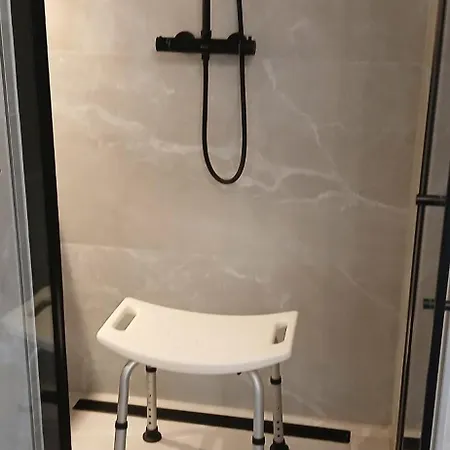 Center With Private Garden And 2 Bicycles