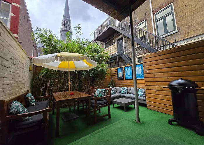 Center With Private Garden And 2 Bicycles